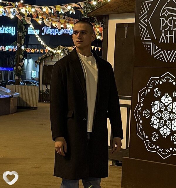 Александр, 20, Краснодаре — анкета №3452440