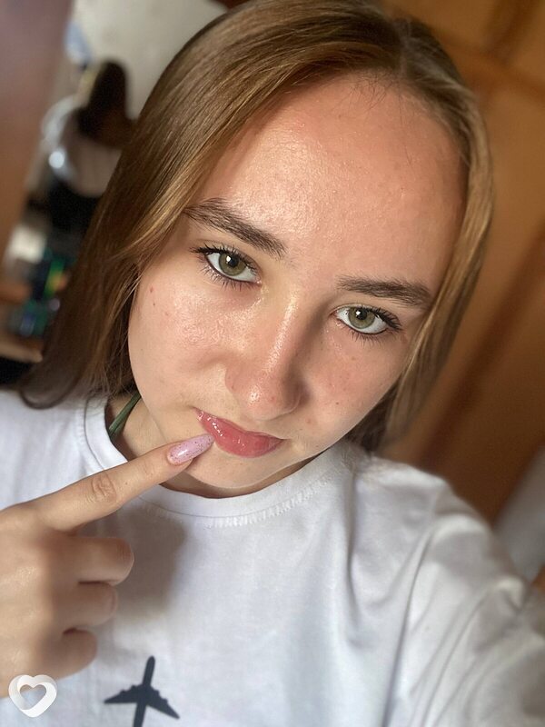 Анна, 21, Красноярске — анкета №3452638
