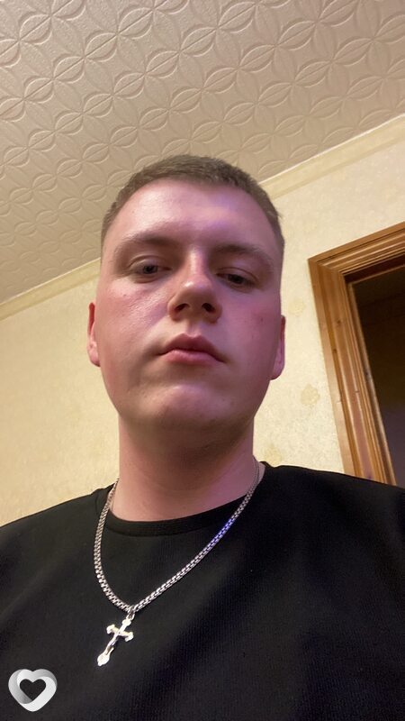 Артем, 22, Минске — анкета №3452875