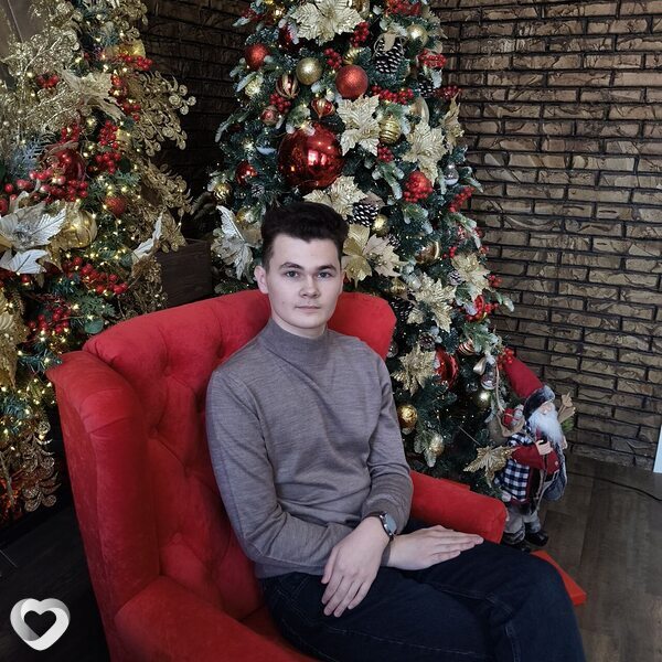 Роман, 18, Новосибирске — анкета №3454112