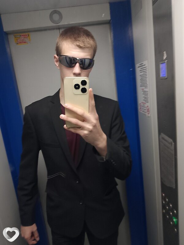 Михаил, 20, Чите — анкета №3454724