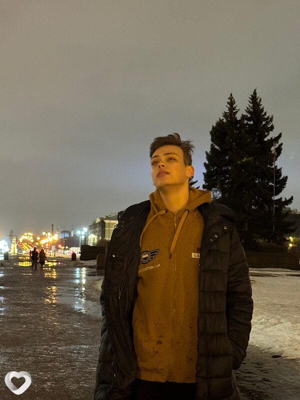 Денис, 20, Санкт-Петербурге — анкета №3454916