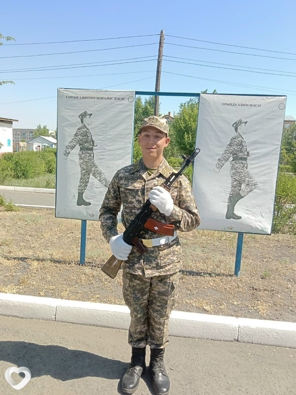 Олег, 24, Павлодаре — анкета №3454615