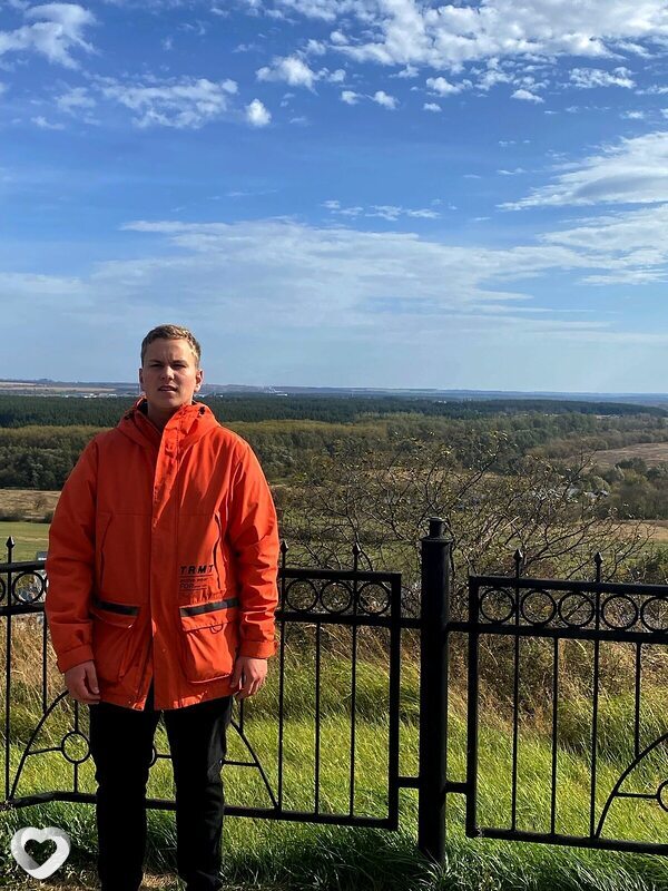 Яша, 18, Белгороде — анкета №3457137