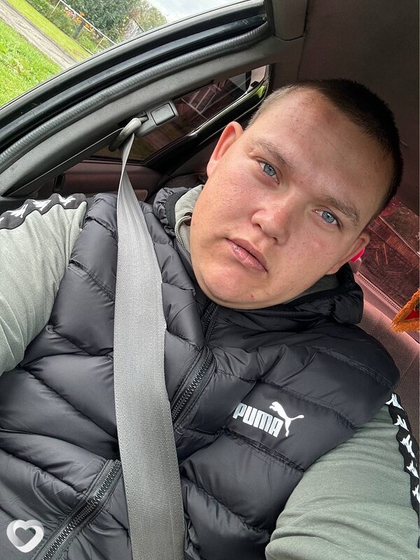 Кирилл, 23, Томске — анкета №3458237