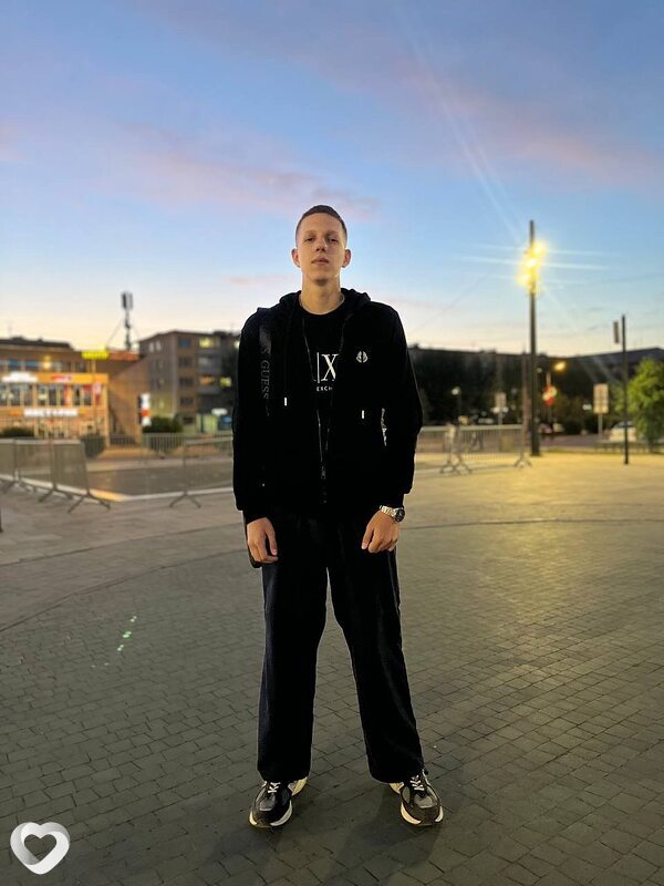 Даня, 19, Ачинске — анкета №3458005