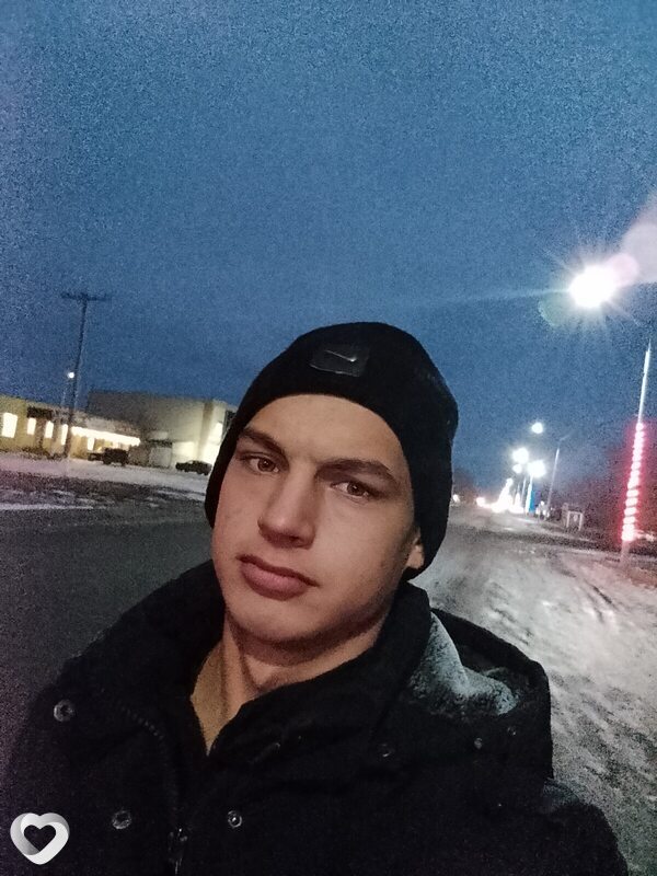 Александр, 19, Павлодаре — анкета №3458627