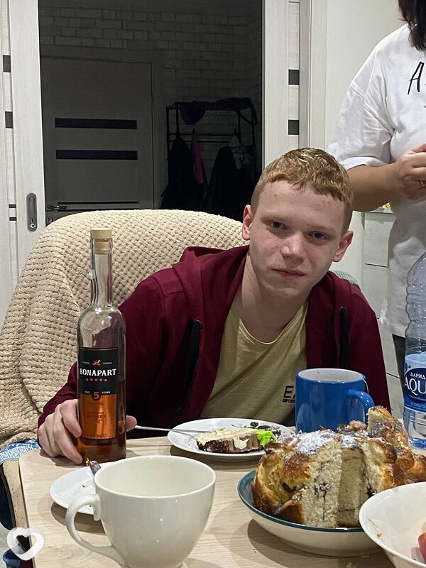Артём, 19, Барановичах — анкета №3459687