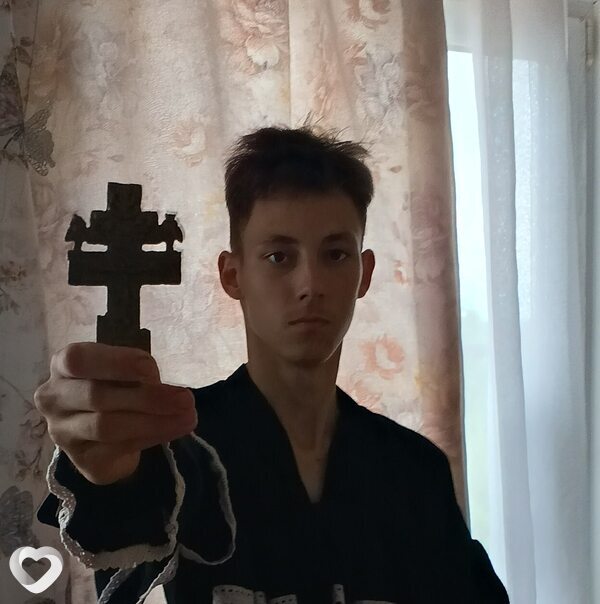Данил, 19, Барнауле — анкета №3459938