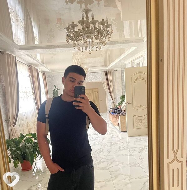 Астемир, 21, Санкт-Петербурге — анкета №3460893