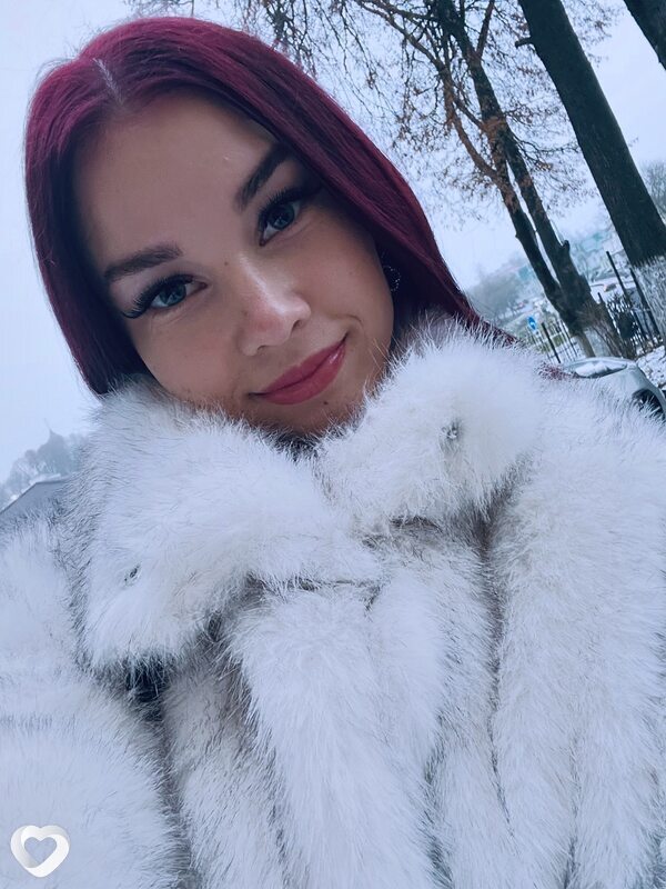 Настюша, 19, Москве — анкета №3460981