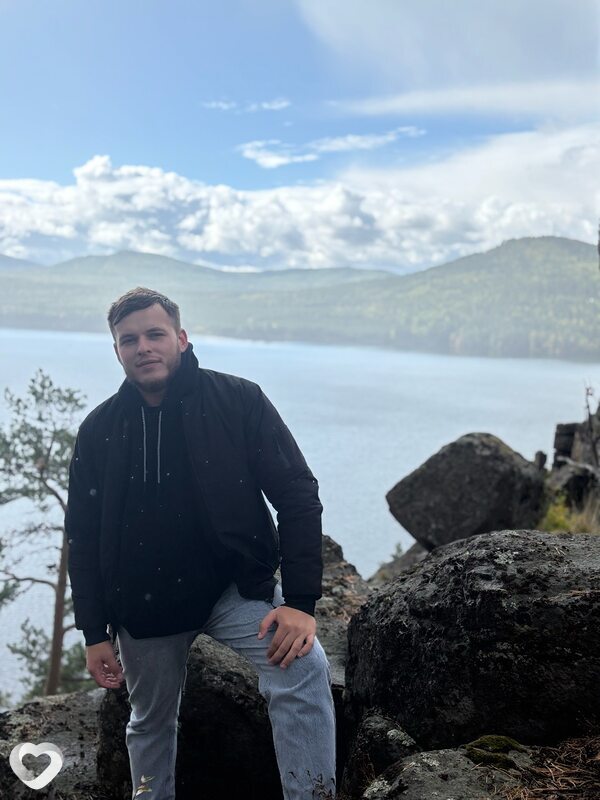 Максим, 26, Братске — анкета №3461806