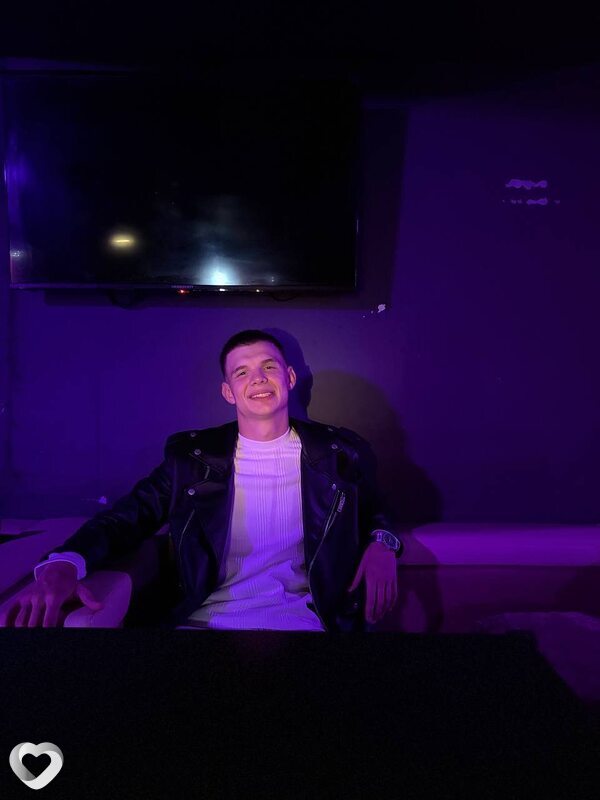 Глеб, 21, Минске — анкета №3462674