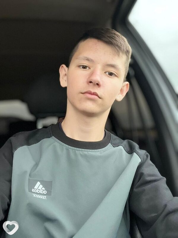 Матвей, 19, Каменске-Уральском — анкета №3462073