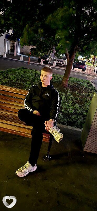 Илья, 20, Москве — анкета №3462593