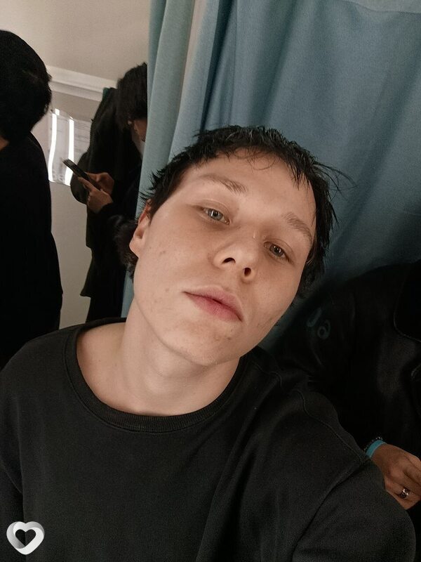 Максим, 19, Екатеринбурге — анкета №3463435