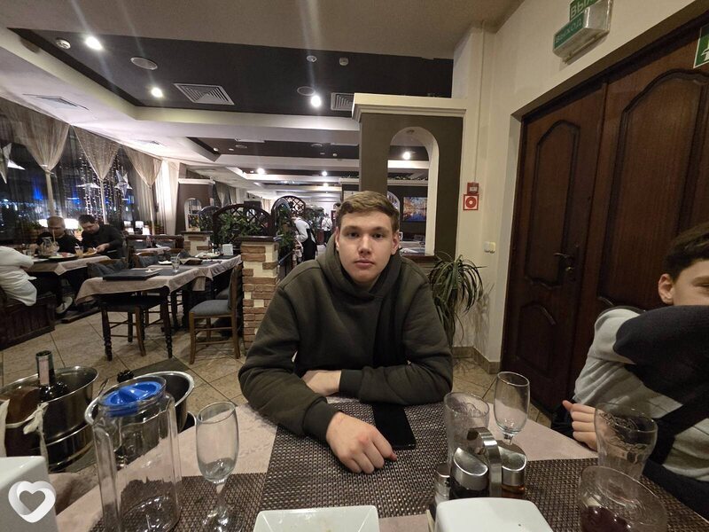Ворон, 18, Гомеле — анкета №3463402