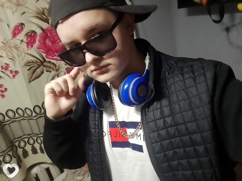 Рустам, 19, Старой Руссе — анкета №3464176