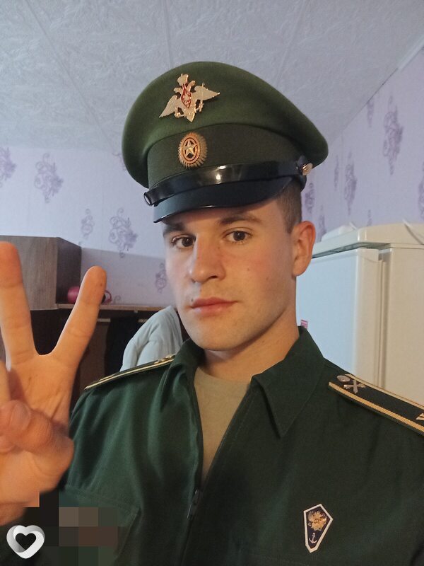 Артём, 22, Смоленске — анкета №3464039