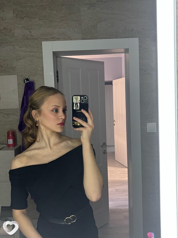 Алена, 19, Великом Новгороде — анкета №3464431