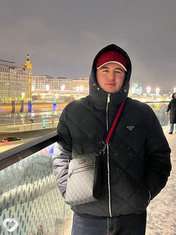Саня, 24, Москве — анкета №3464669