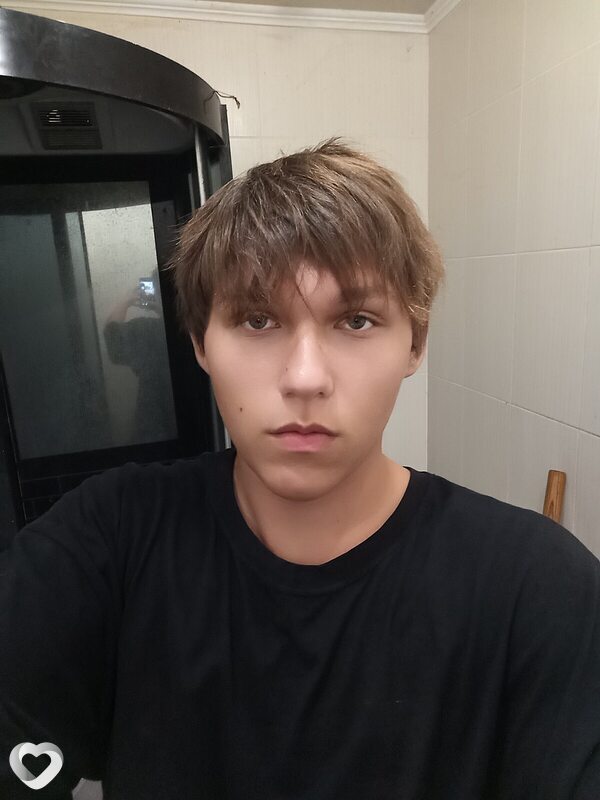 Алексей, 18, Ялте — анкета №3465608