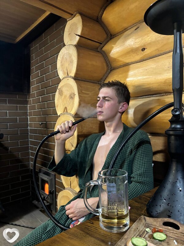 Коля, 20, Калинковичах — анкета №3467666
