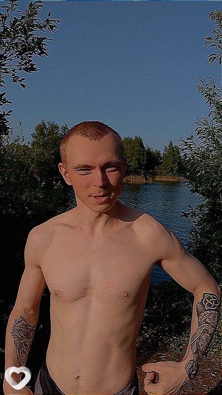 Саша, 22, Каменске-Уральском — анкета №3467839
