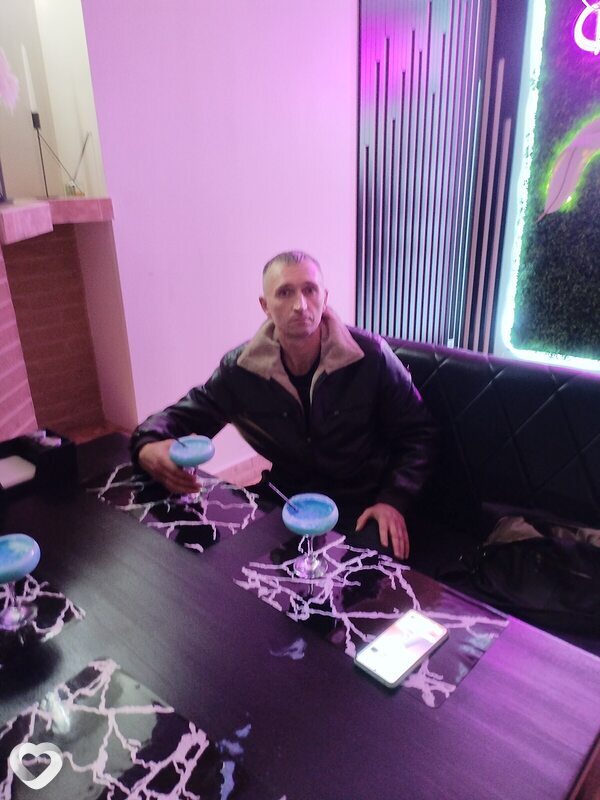 Виталик, 42, Стаханове — анкета №3467915