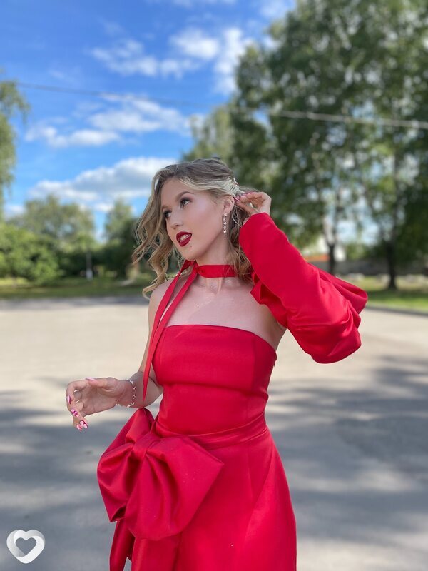 Арина, 18, Ульяновске — анкета №3468155