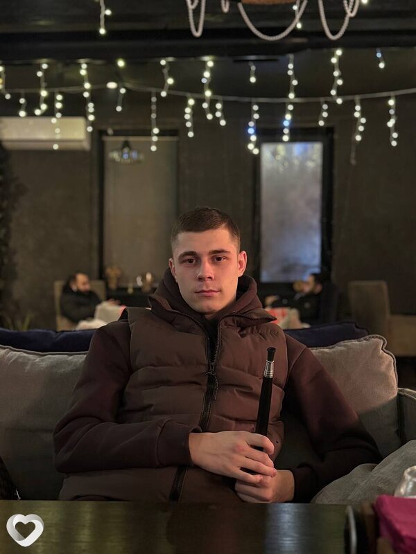 Павел, 22, Москве — анкета №3469224