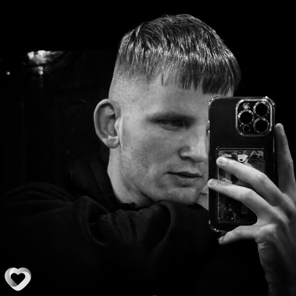 Антон, 22, Орше — анкета №3469434