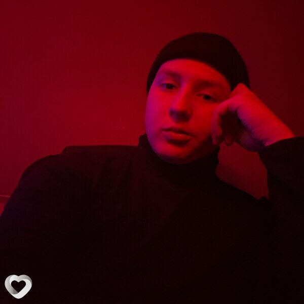 Кирилл, 23, Батайске — анкета №3469578
