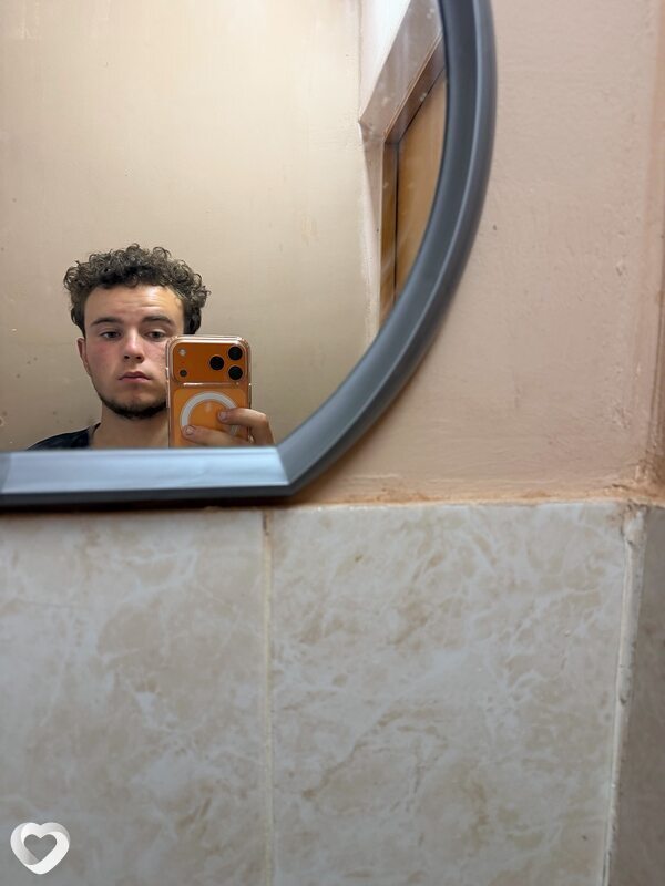Павел, 19, Бобруйске — анкета №3469707