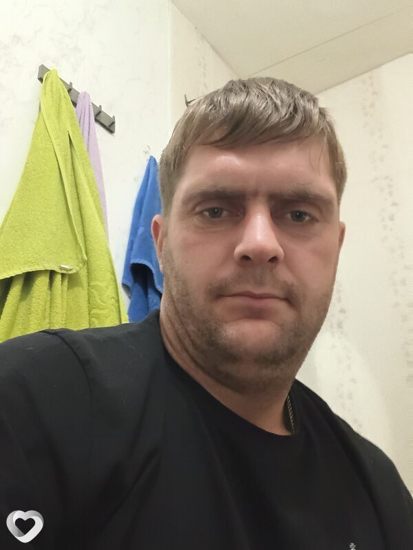 Олег, 32, Омске — анкета №3470466