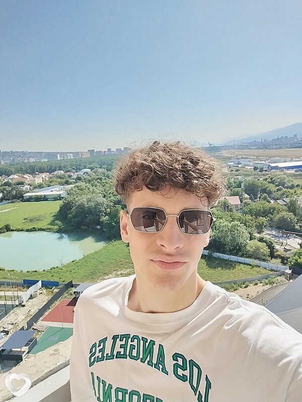 Александр, 23, Новороссийске — анкета №3470653