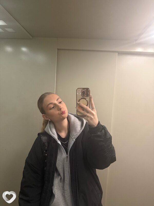 Екатерина, 18, Москве — анкета №3471143
