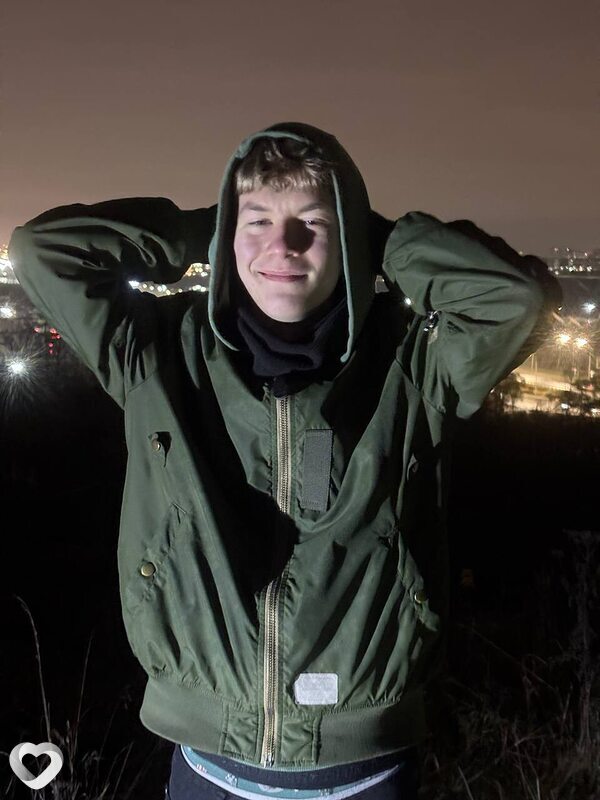 Артём, 19, Санкт-Петербурге — анкета №3472335