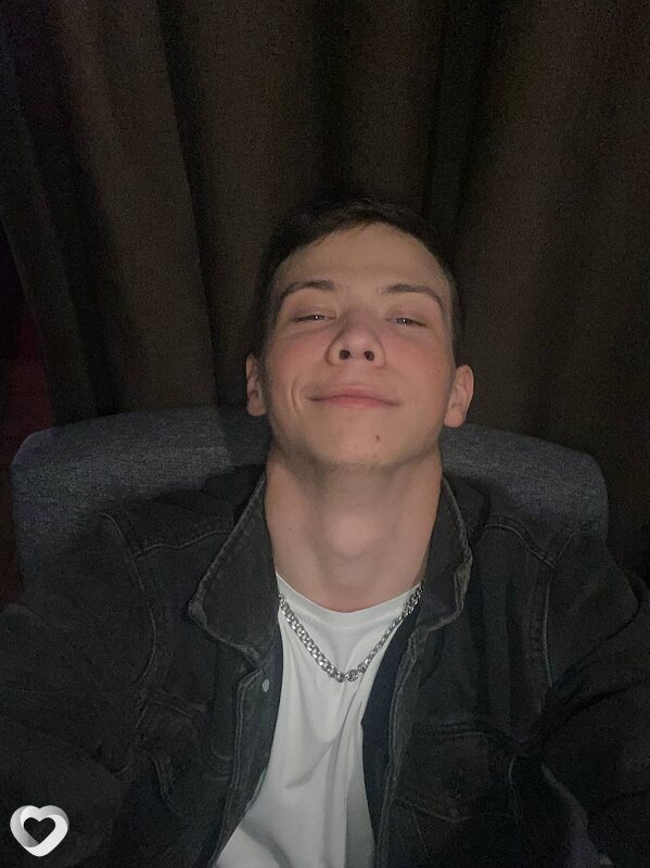 Григорий, 22, Омске — анкета №3472439