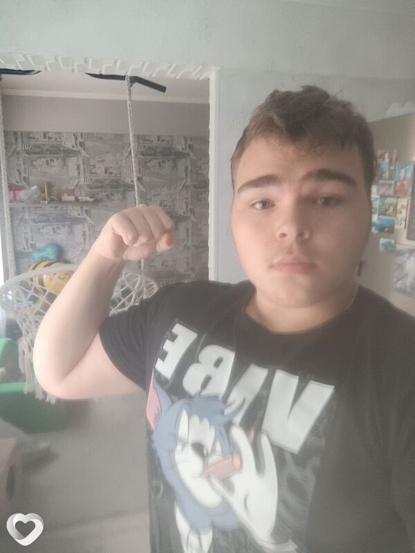 Андрей, 18, Омске — анкета №3473125