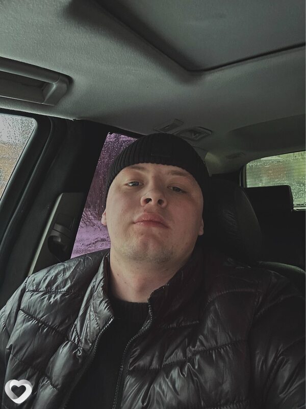 Денис, 23, Бийске — анкета №3473258