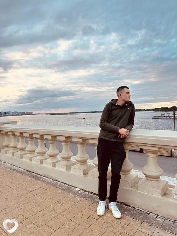 Павел, 21, Москве — анкета №3473412