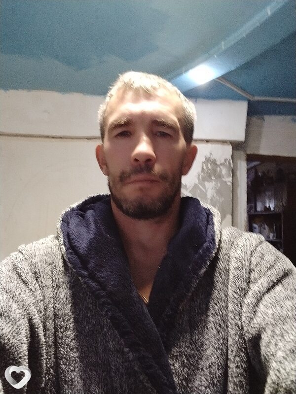 Денис, 46, Снежном — анкета №3473701