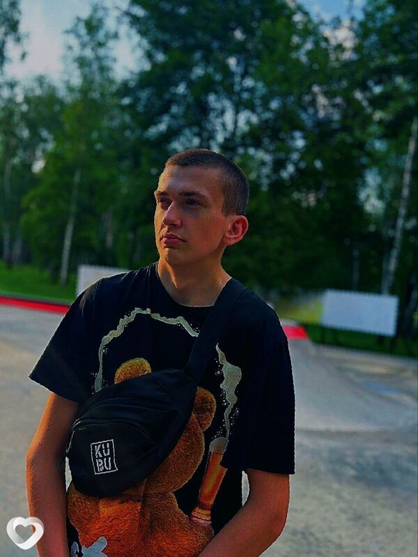 Эдуард, 20, Пушкино (Московская Обл) — анкета №3474079
