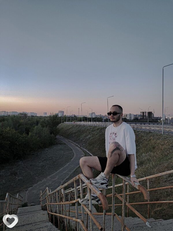 Назар, 23, Омске — анкета №3474871