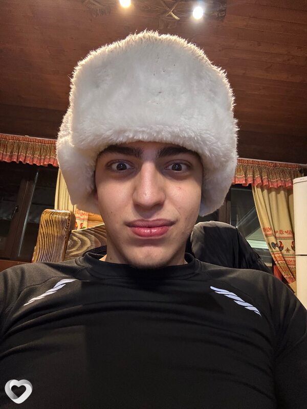 Алик, 18, Пятигорске — анкета №3475122