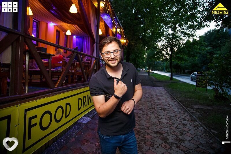 Дмитрий, 34, Луганске — анкета №3475659