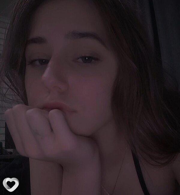 Ксения, 19, Барнауле — анкета №3476931