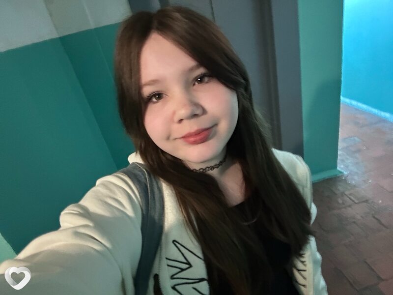 Лиза, 18, Череповце — анкета №3476668