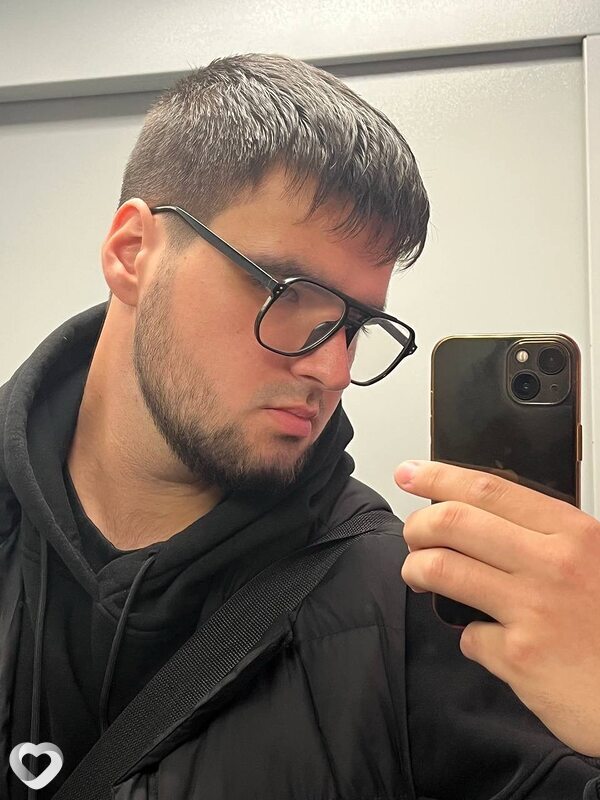 Дмитрий, 23, Красноярске — анкета №3477040